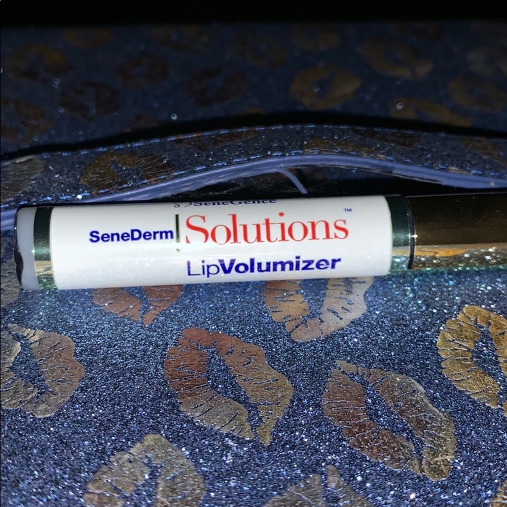 SeneGence- LipVolumizer